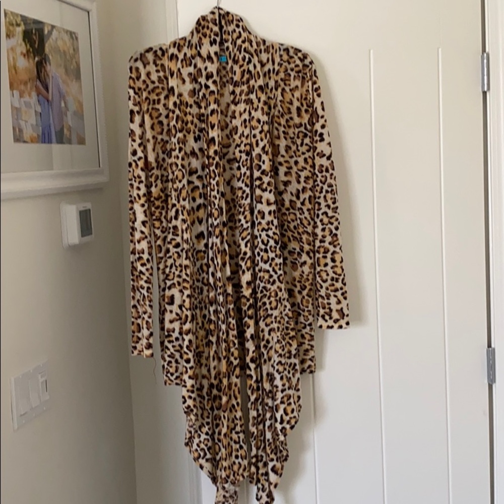 Alice + Olivia Leopard wool/cashmere sweater